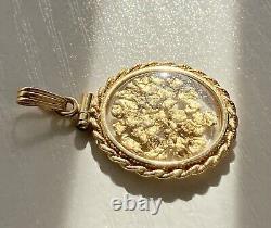 14k Yellow Gold Charm with 22k Yellow Gold Flakes Pendant 2.78g Fine Jewelry