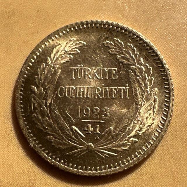 1923/41 Republic Of Turkey 25 Kurush Ataturk. 917 Fine Gold Coin Km# 851