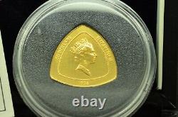 1996 Bermuda $30 Proof Triangular. 999 Fine Gold Coin Box COA