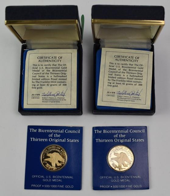 (2) 1976 Franklin Mint Bicentennial Commemorative Gold Medals. 500 Fine Hg111