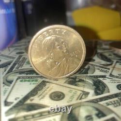 2000 P Sacagawea One Dollar Coin US Liberty Gold Philadelphia