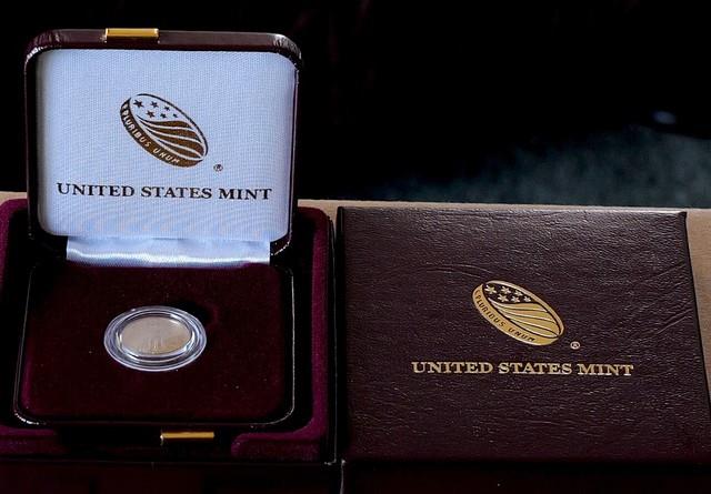 2024 1/10 Oz $5 American Gold Eagle Age. 999 Fine Gold 0.10 Oz. Bu