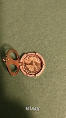 Fine 1992 Cook Island Wildlife 25 Dollar Gold Coin M in 14K Yellow Gold Pendant